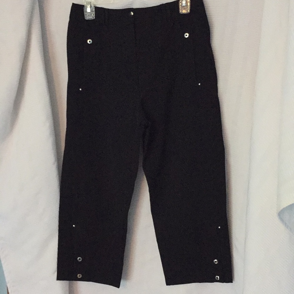 Jamie Sadock woman’s golf capris